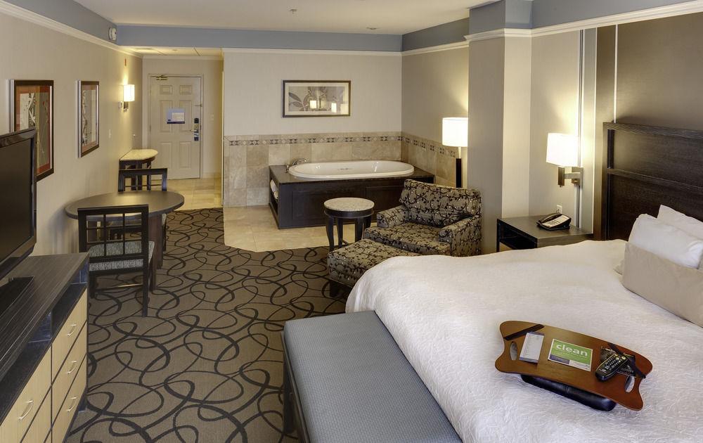 Hampton Inn & Suites Buffalo/Downtown Dış mekan fotoğraf