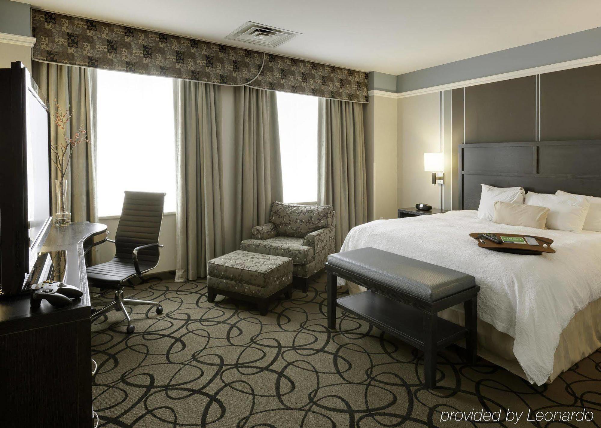 Hampton Inn & Suites Buffalo/Downtown Oda fotoğraf